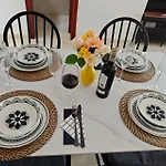 Casa Femes Piscina Climatizada Tatil Evi *