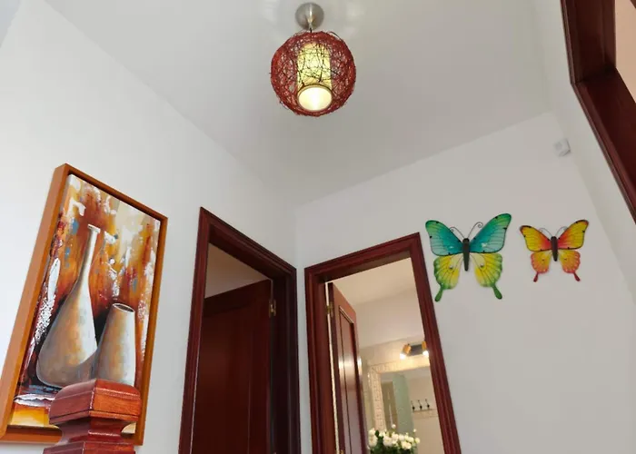 Casa Femes Piscina Climatizada 普拉亚布兰卡