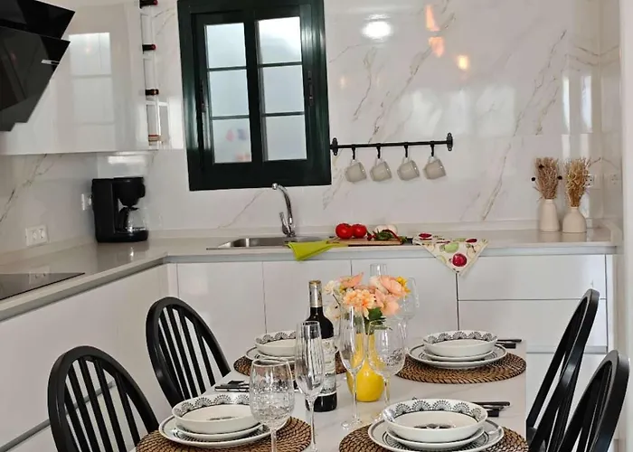 Casa Femes Piscina Climatizada