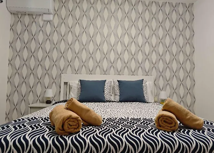 Casa Femes Piscina Climatizada * 普拉亚布兰卡