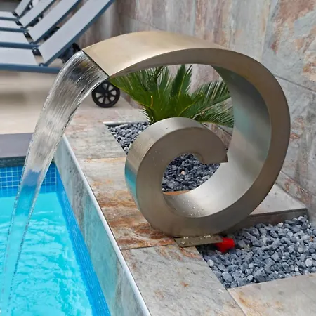 Nyaraló Casa Femes Piscina Climatizada