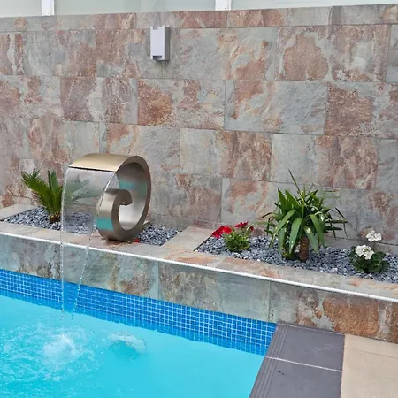 Casa Femes Piscina Climatizada Playa Blanca